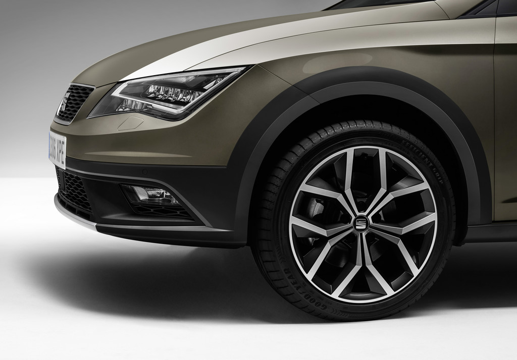 Paris 2014: Seat Leon X-perience feiert Weltpremiere