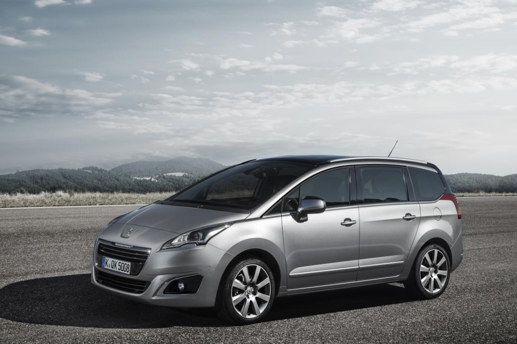 Peugeot hebt zudem die Preise an. Pkw und leichte Nutzfahrzeuge sind jetzt durchschnittlich ein Prozent teurer.  Auch der Kompakt-Van 5008.