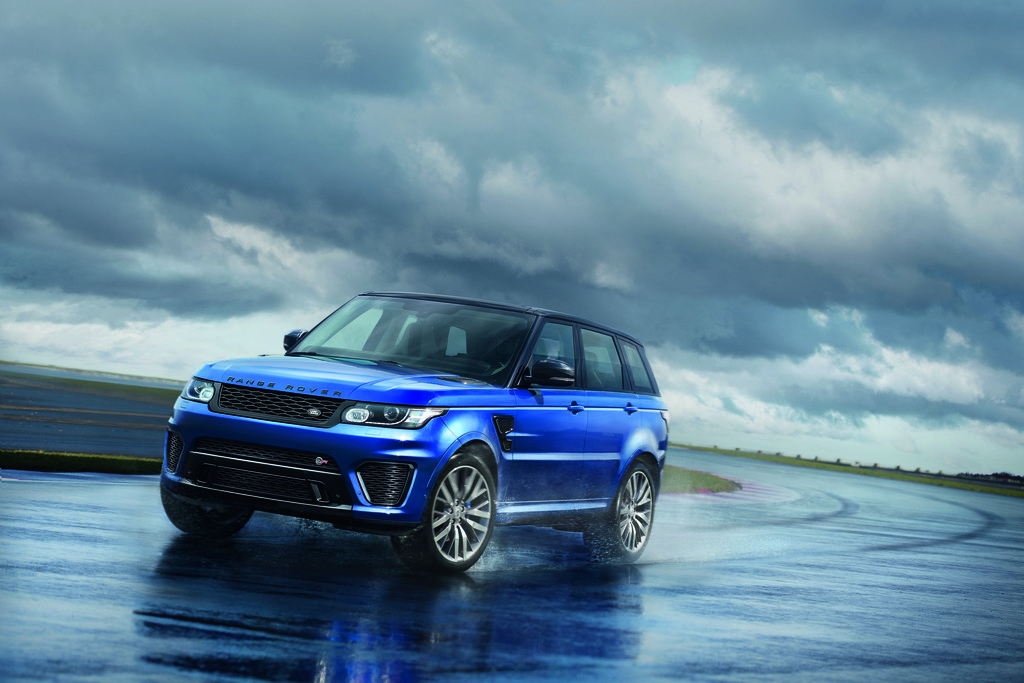 Range Rover Sport SVR feiert Weltpremiere in Pebble Beach