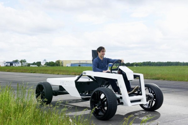 Revolutionäres Leichtbau-E-Mobil