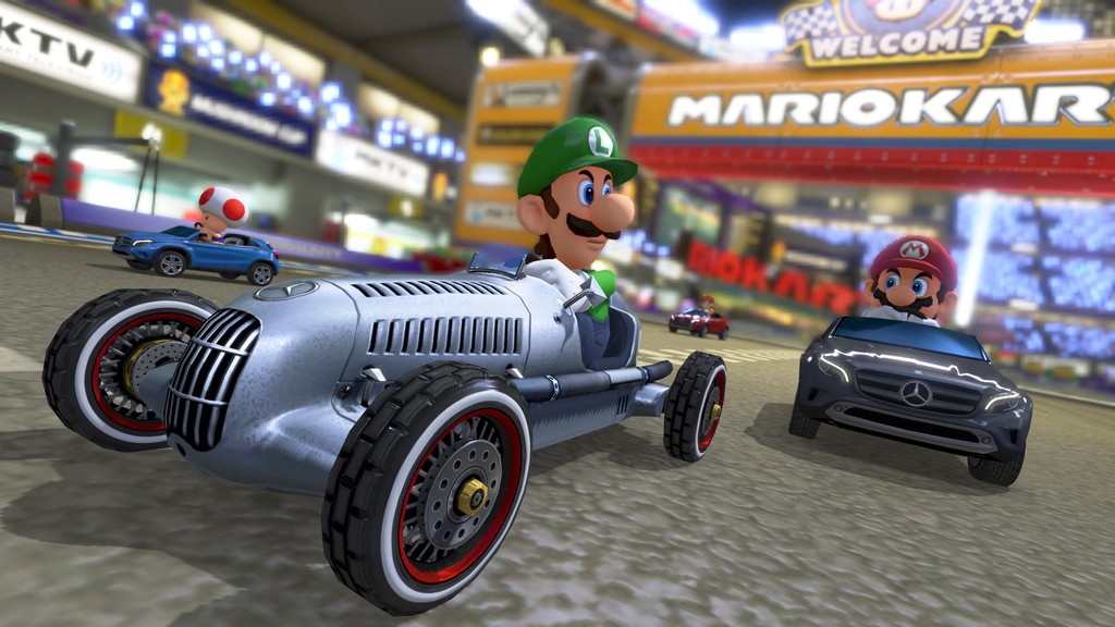 Super Mario fährt Mercedes-Benz