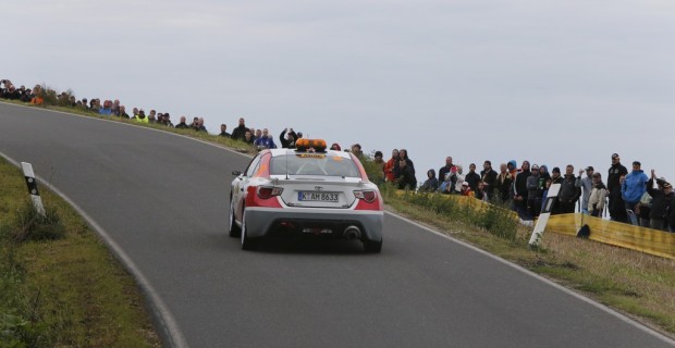 Toyota GT86 CS-R3 fuhr voraus
