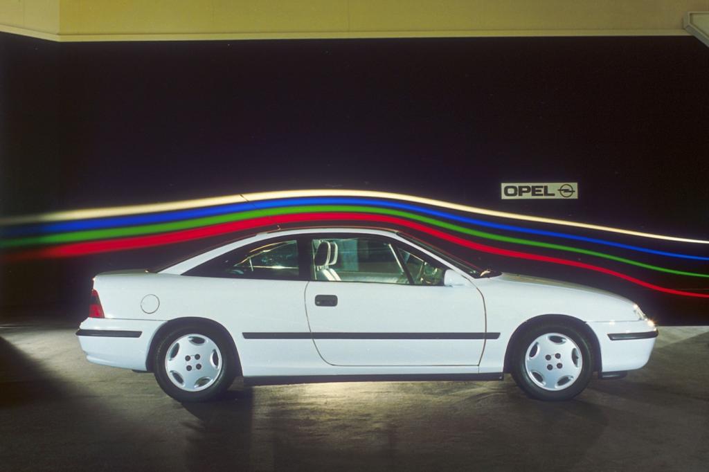Tradition: 25 Jahre Opel Calibra  - Schnells schnellste Windbraut