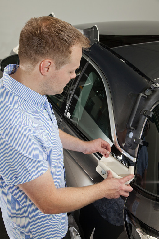 Werkzeuge aus dem 3D-Drucker machen Autobau bei Opel leichter
