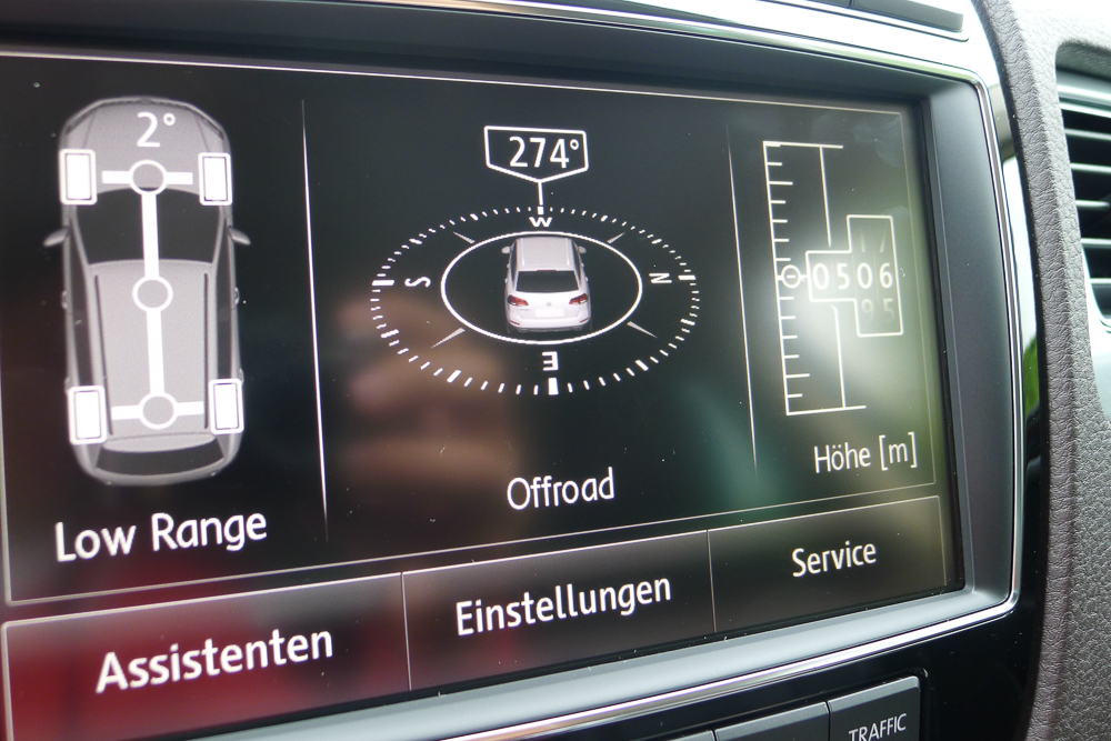 Volkswagen erneuert die Optik des Touareg und legt auch in der Technik nach.