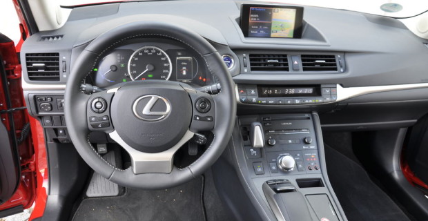 Test Lexus CT 200h