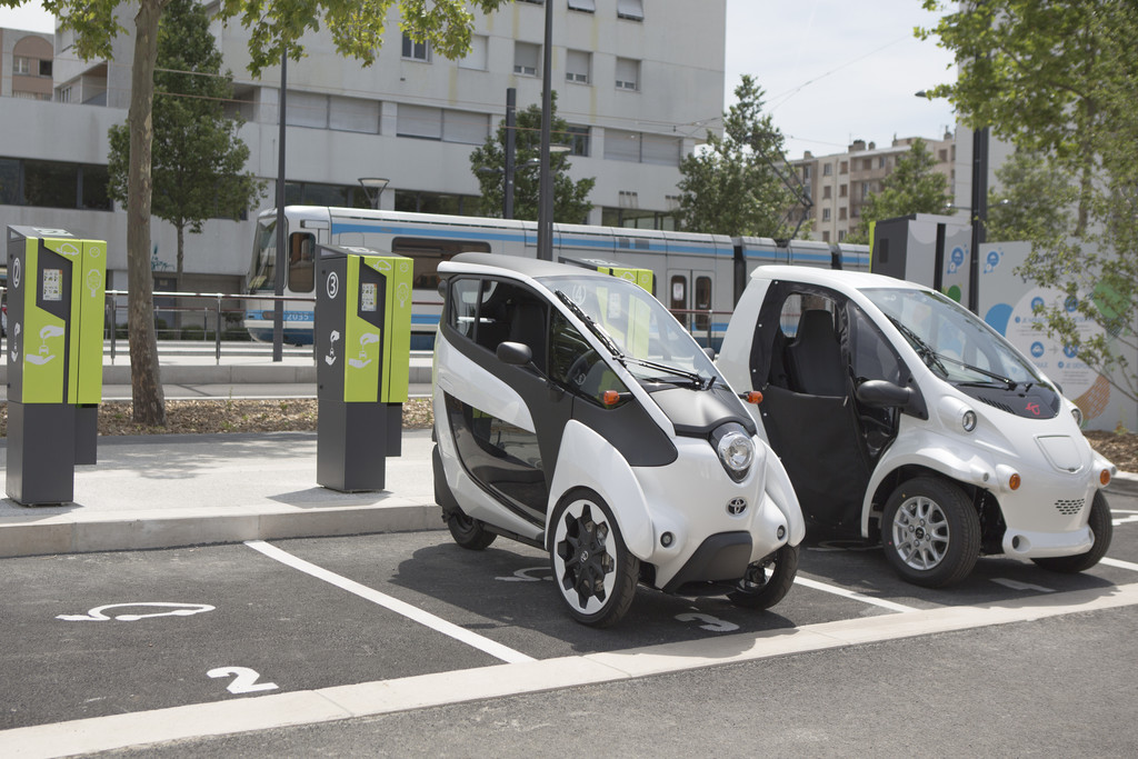 70 Elektro-Toyota für den Kurztrip