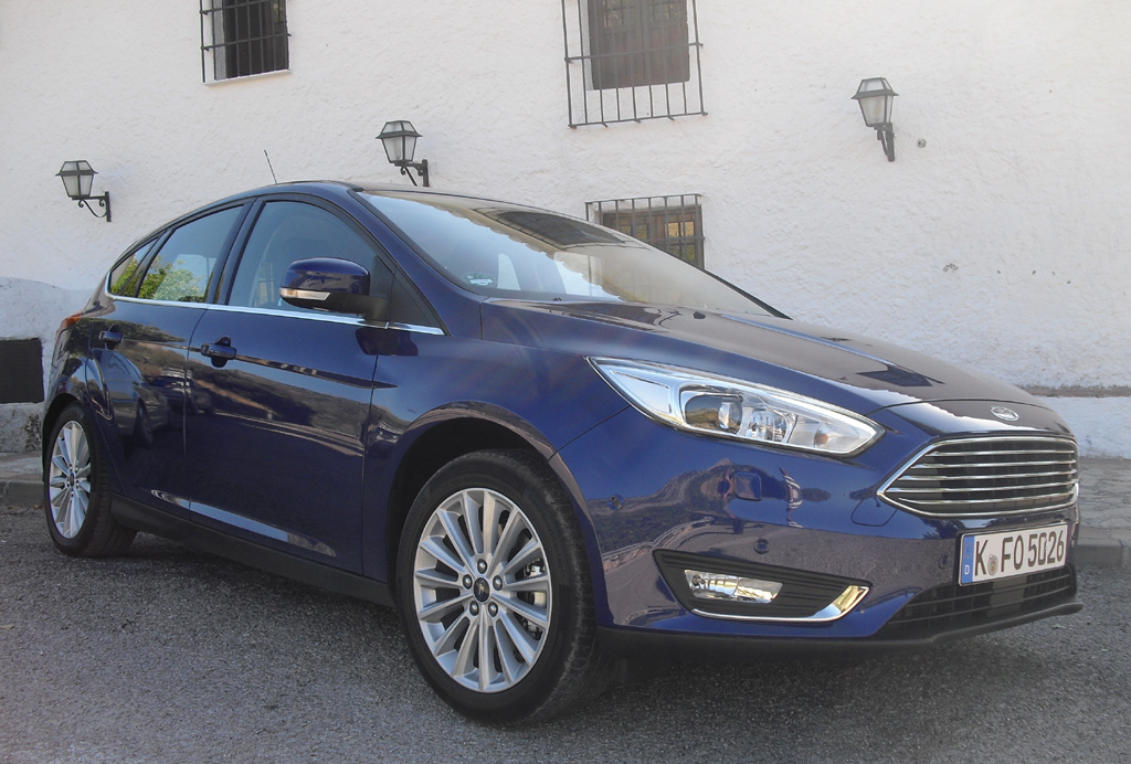 Ford Focus, hier als fünftürige Fließheck-Kompaktlimiusine.