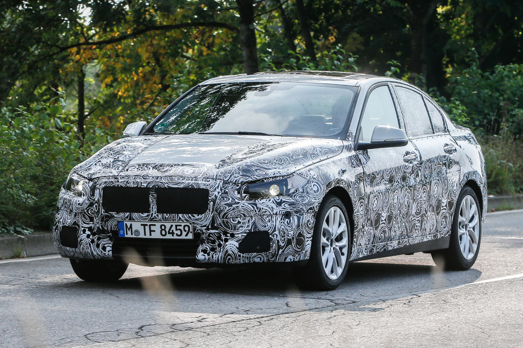 Erwischt: Erlkönig BMW 1er Stufenheck