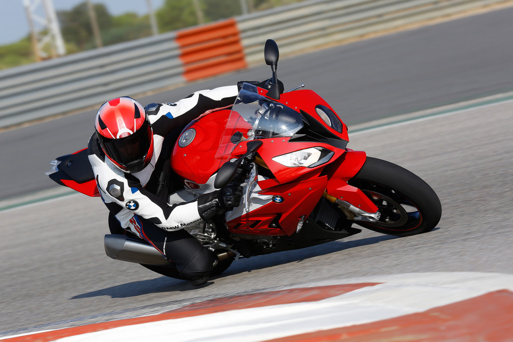 BMW steigert Performance der S 1000 RR