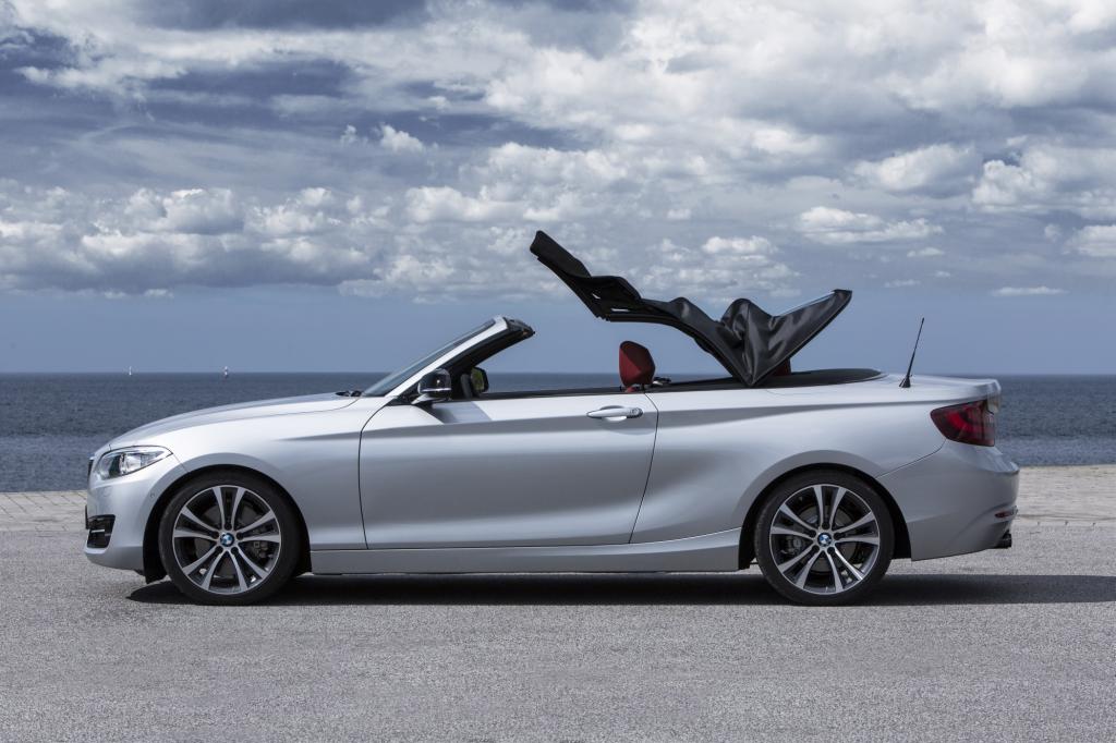 BMW 2er Cabrio - Vier Sitze unter freiem Himmel