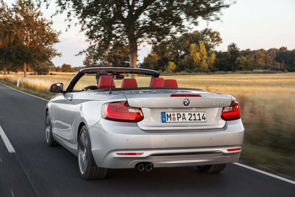 BMW 2er Cabrio - Vier Sitze unter freiem Himmel
