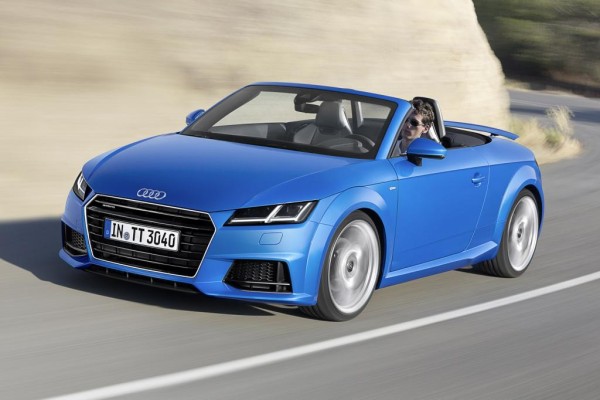 Der Grundpreis für die offene Stilikone Audi TT Roadster mit dem 169 kW/230 PS starken Zweiliter-Benziner beträgt 37.900 Euro, das sind knapp 3.000 Euro mehr als das vergleichbare Coupé kostet