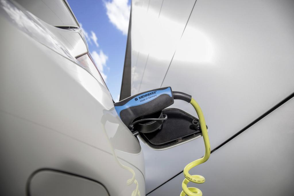 Fahrbericht: Mercedes S 500 Plug-in-Hybrid - Stern mit Stecker
