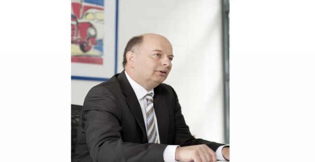 Dr. Uwe Ernstberger, Mercedes Benz, Leiter große Baureihen