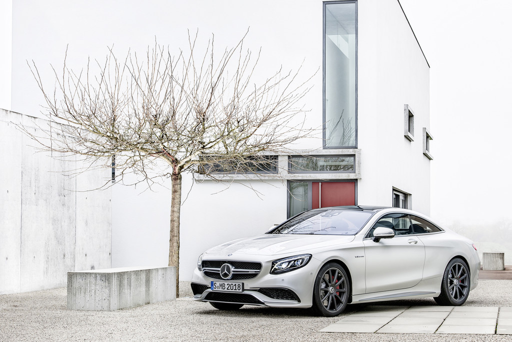 Drei Markteinführungen bei Mercedes-Benz