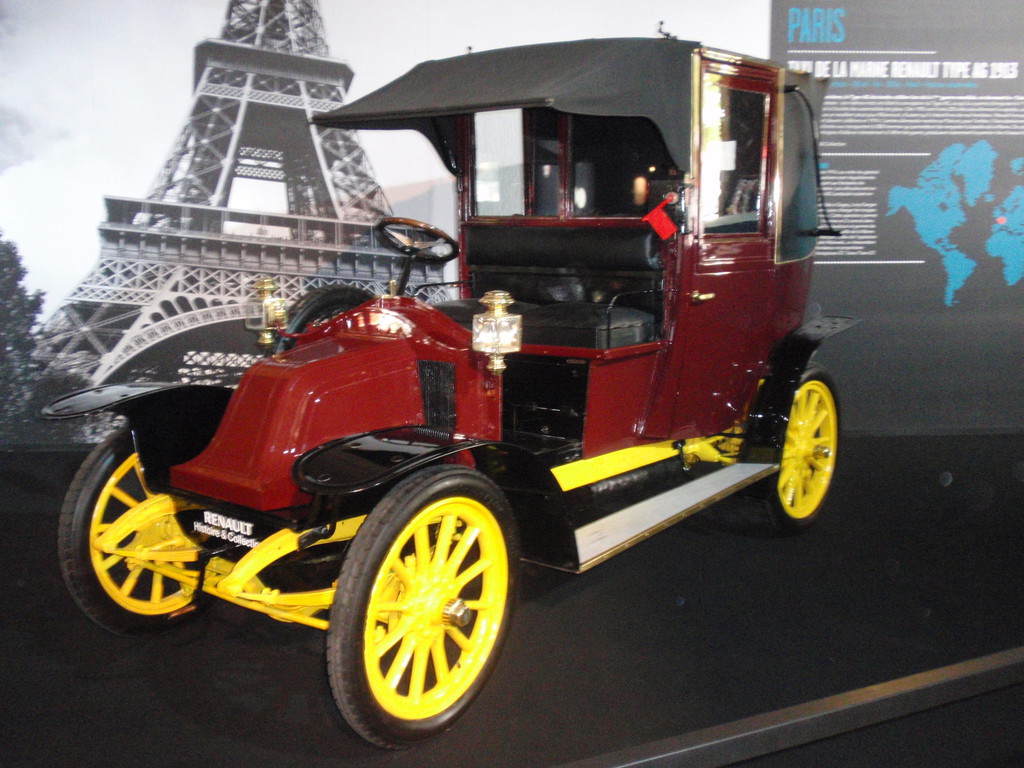 Exklusiv: Vor 100 Jahren zogen zum ersten Mal Autos in einen Krieg