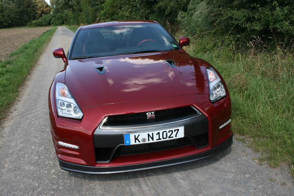 Fahrbericht Nissan GT-R: Mit freundlichen Grüßen von Herrn Shioya