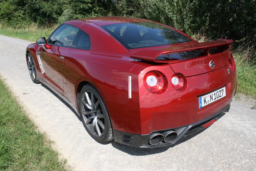 Fahrbericht Nissan GT-R: Mit freundlichen Grüßen von Herrn Shioya