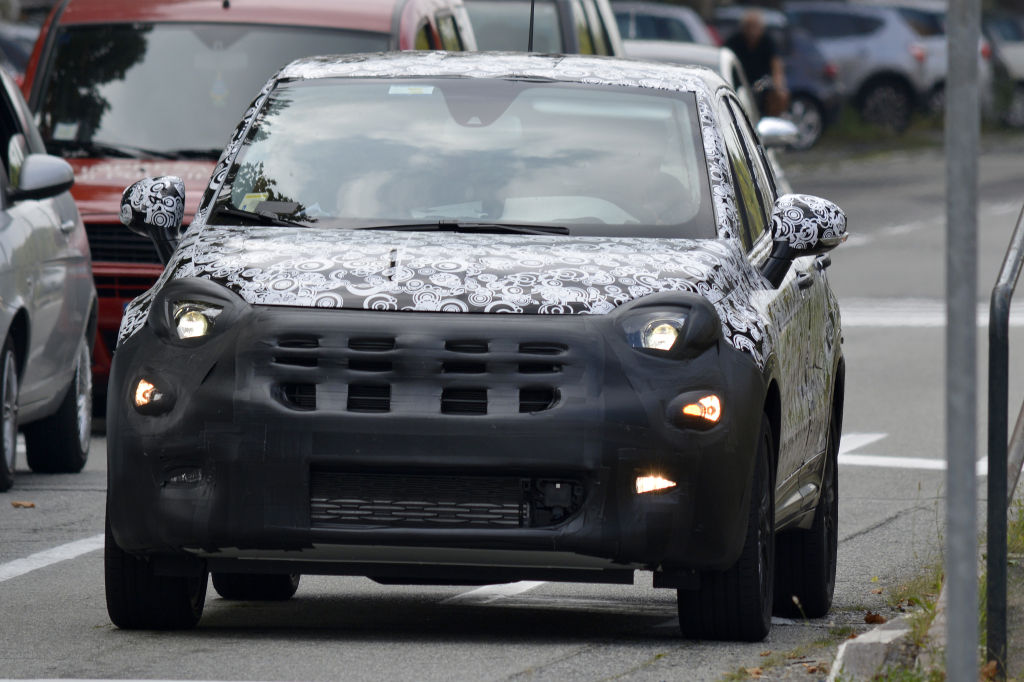 Erwischt: Erlkönig Fiat 500X
