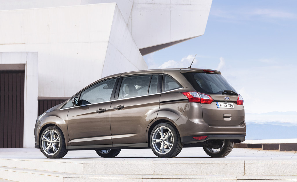 Ford frischt den C-Max auf: Mehr Technik