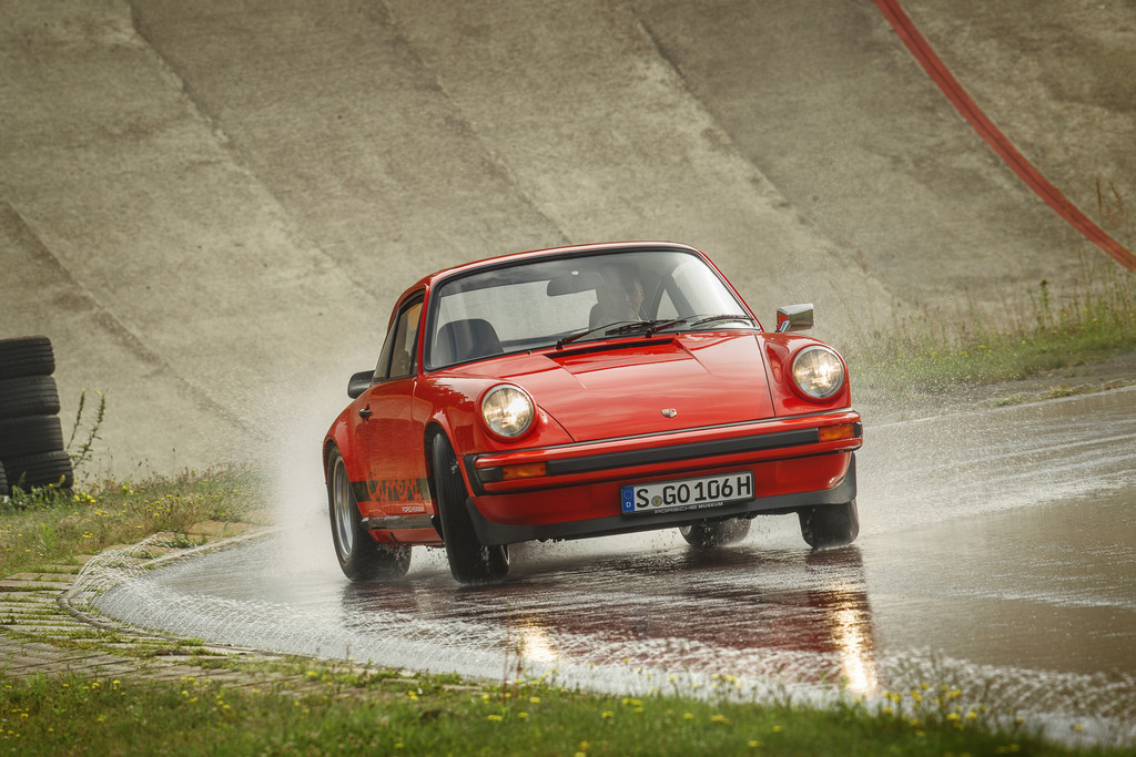 Hart geprüft: Neue Reifen für alte Porsche