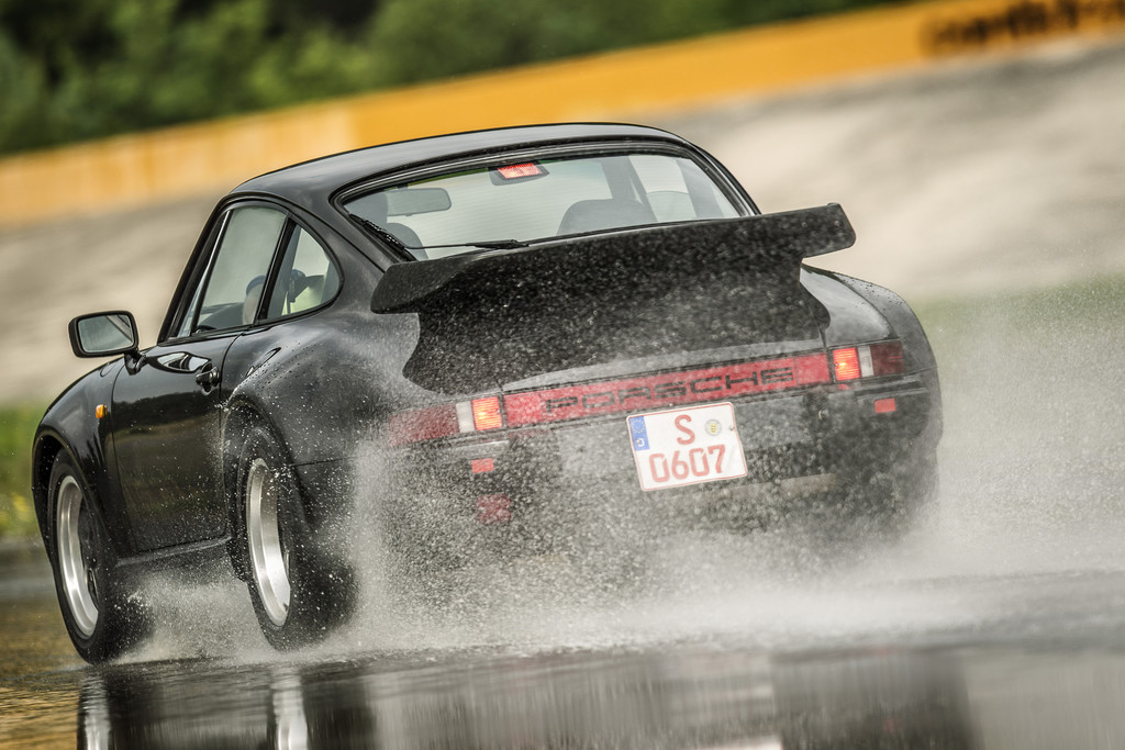 Hart geprüft: Neue Reifen für alte Porsche