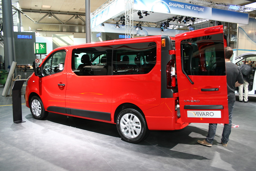 IAA 2014: Opel feiert Weltpremiere des Vivaro Combi