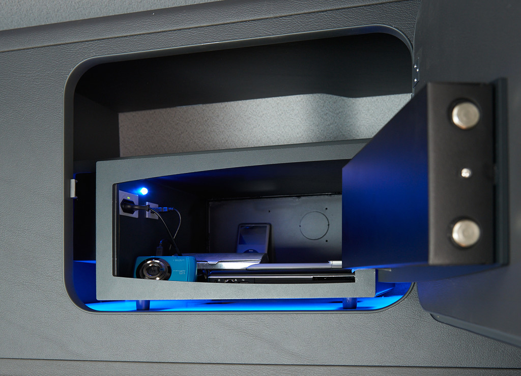 IAA Nutzfahrzeuge 2014: Dometic rüstet Fahrerkabine auf