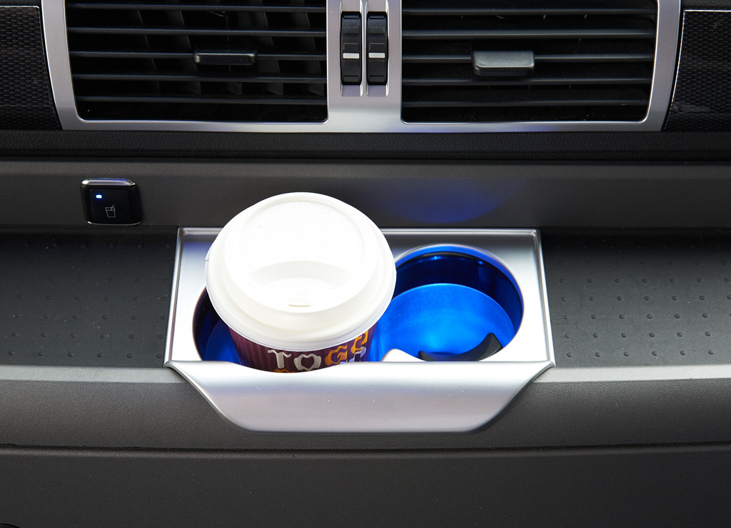 IAA Nutzfahrzeuge 2014: Dometic rüstet Fahrerkabine auf