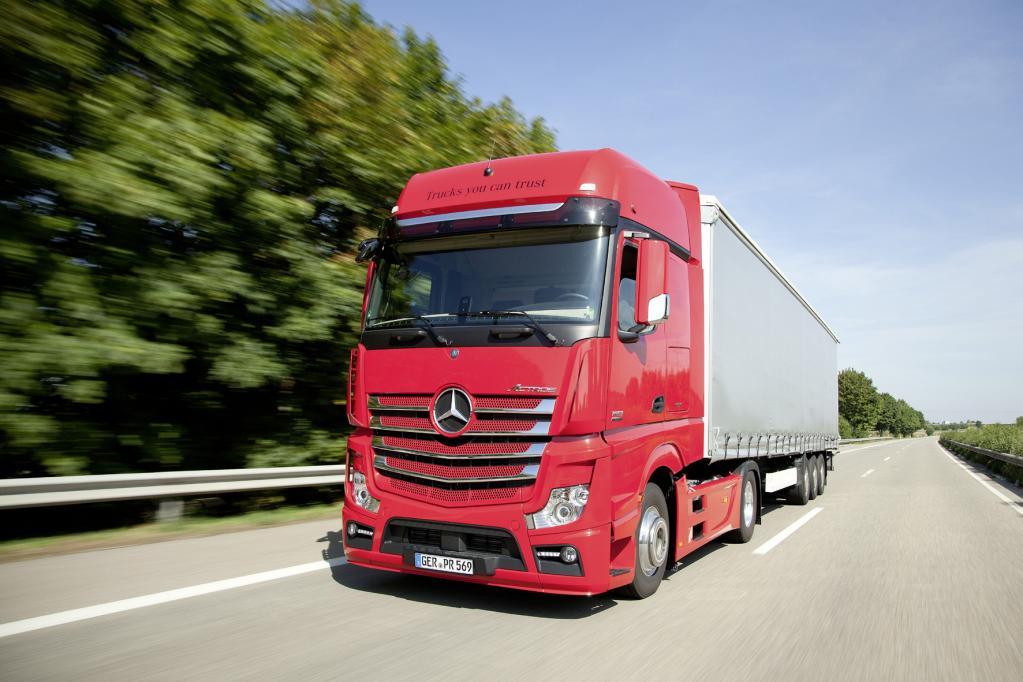 Lkw fahren aus dem Absatztal