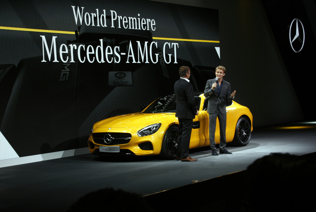 Mercedes-Benz präsentiert Weltpremiere des AMG GT
