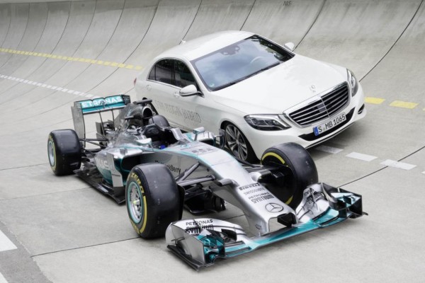 Mercedes: Zehn Plug-in-Hybride bis 2017