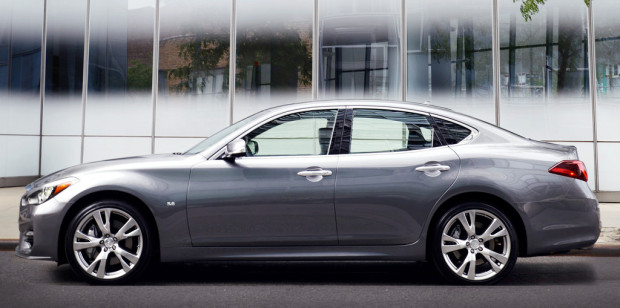 Paris 2014: Infiniti bringt Q70 Limousine