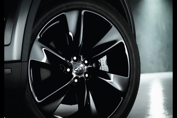 Paris 2014: Infiniti mit  
