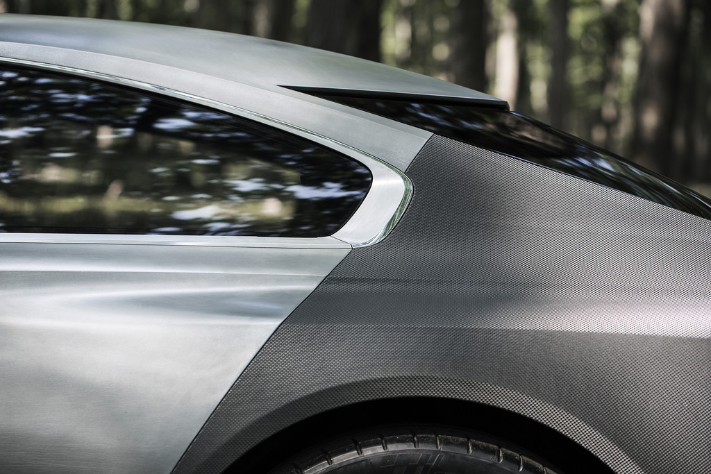 Paris 2014: Jetzt kommt uns der Peugeot Exalt in Grau