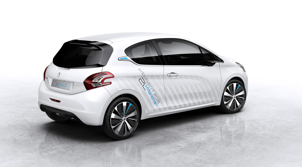 Paris 2014: Peugeot auf dem Weg zum Zwei-Liter-Auto