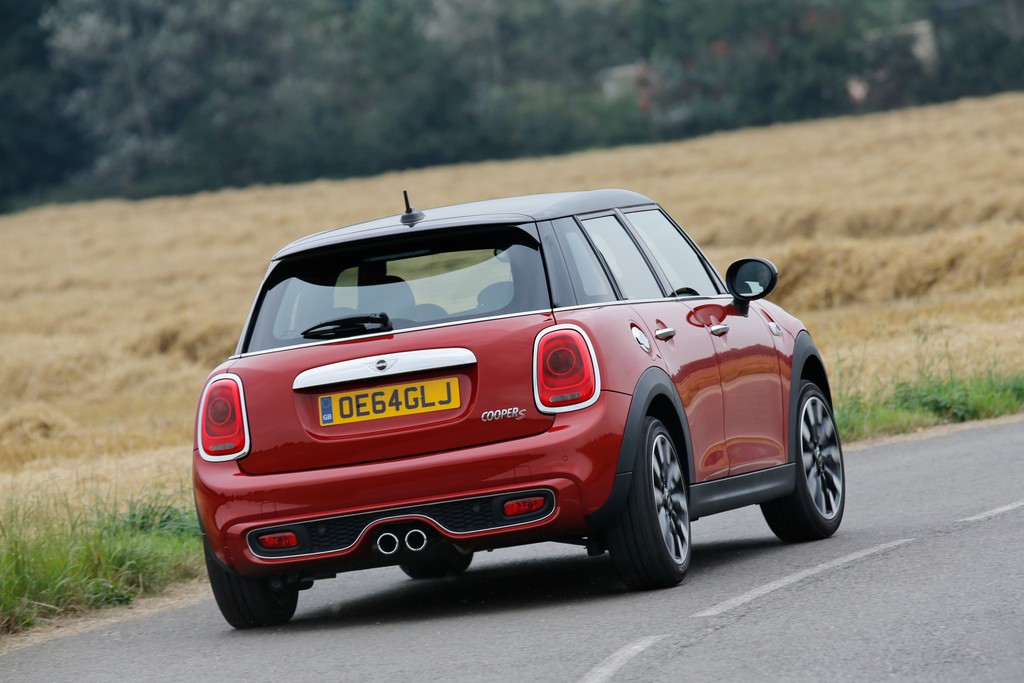 Pressepräsentation Mini Cooper 5-Türer: Mini Midi oder Grand Mini?