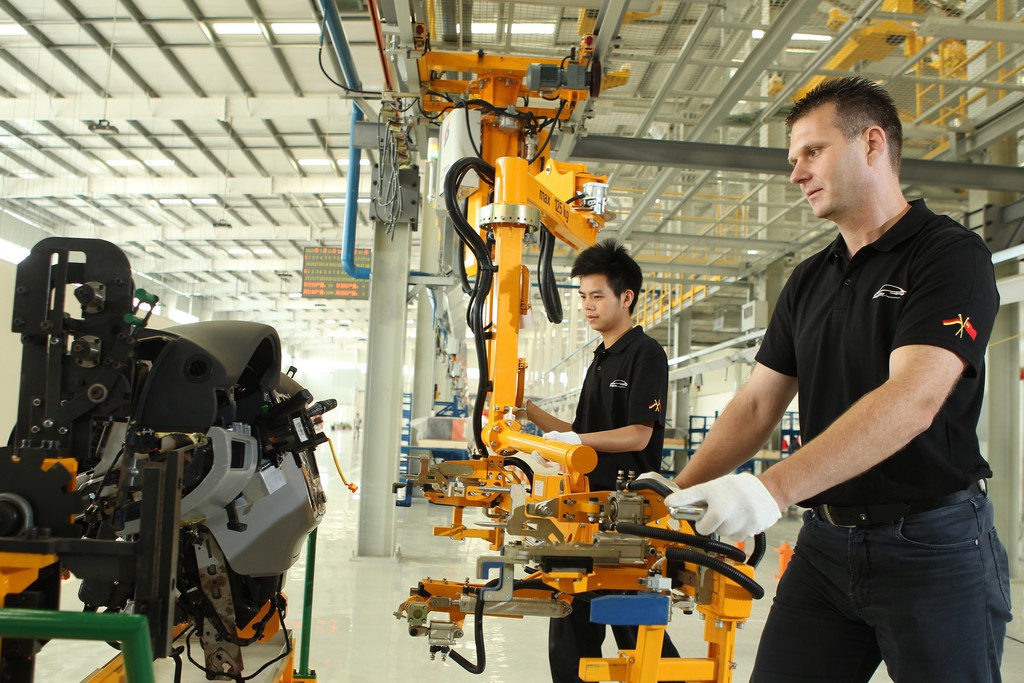 Produktionsstart des elektrischen Denza in China