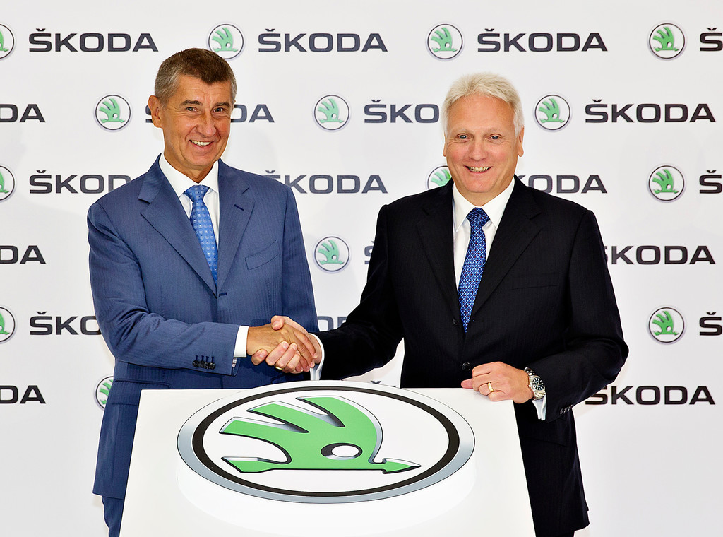 Skoda nimmt neues Motorenzentrum in Betrieb