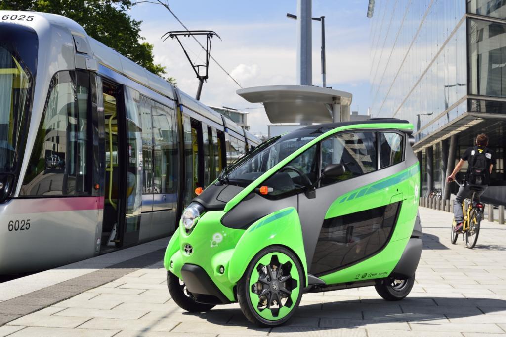 Toyota meint den Spaß tatsächlich ernst und baut das Ding in Serie - zumindest 35 Mal.