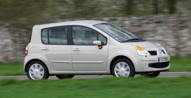 Vor dem Facelift war der Renault sehr eng geschnitten