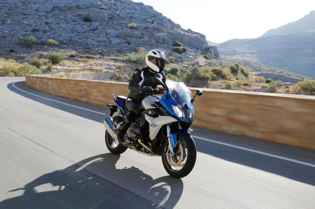 Zur Intermot 2014 in Köln werden die zwei vorerst letzten Modelle mit dem neuen, luft-wassergekühlten Boxermotor enthüllt. 