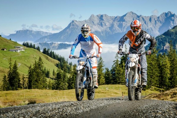 Zwei Jahre später als geplant kommt im Herbst KTMs erstes Elektro-Zweirad auf den Markt, die Freeride E