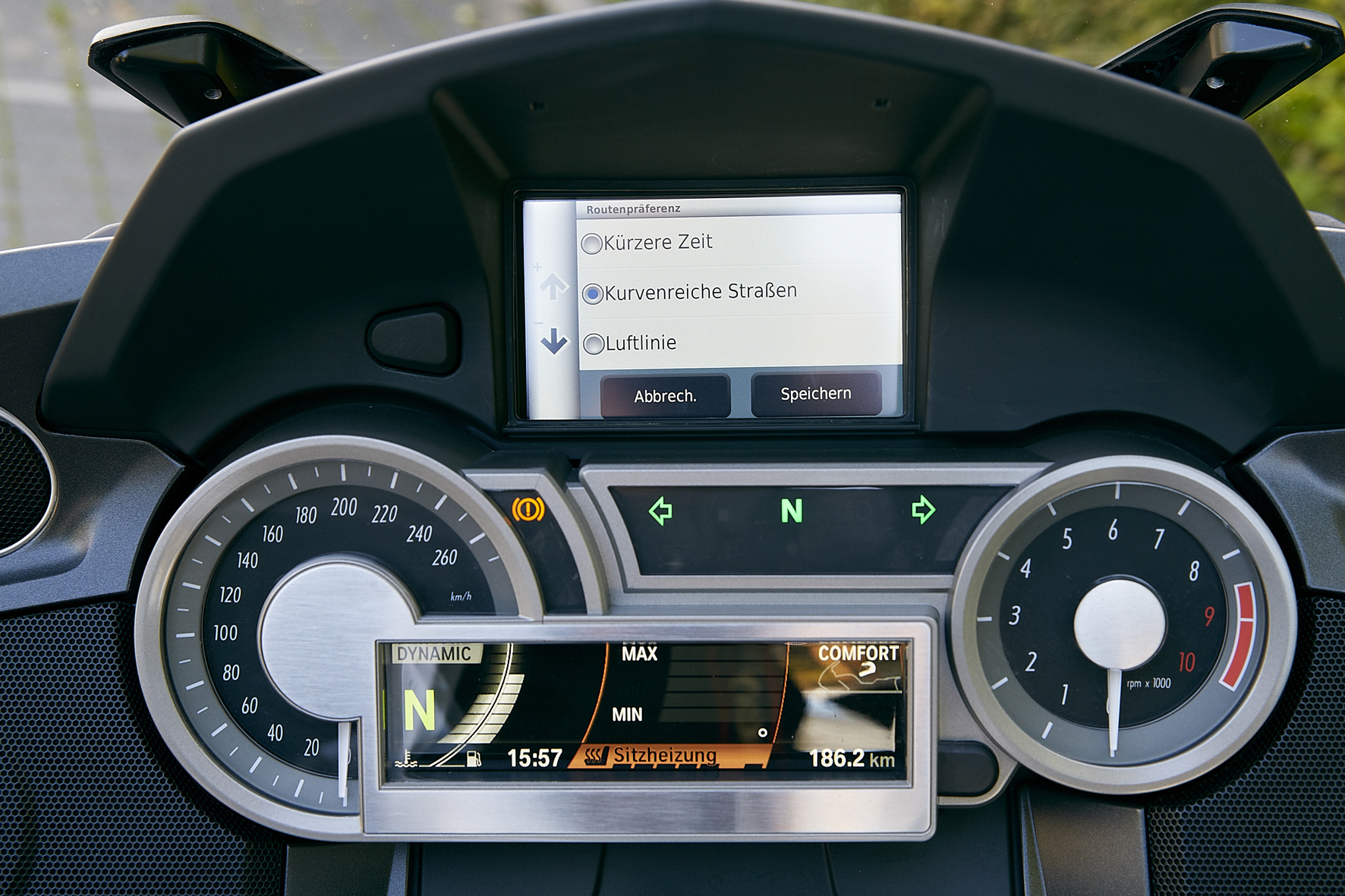 Test: BMW K 1600 GT Sport - Dynamisch auf Tour