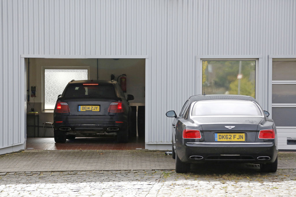 Erwischt: Erlkönig Bentley SUV