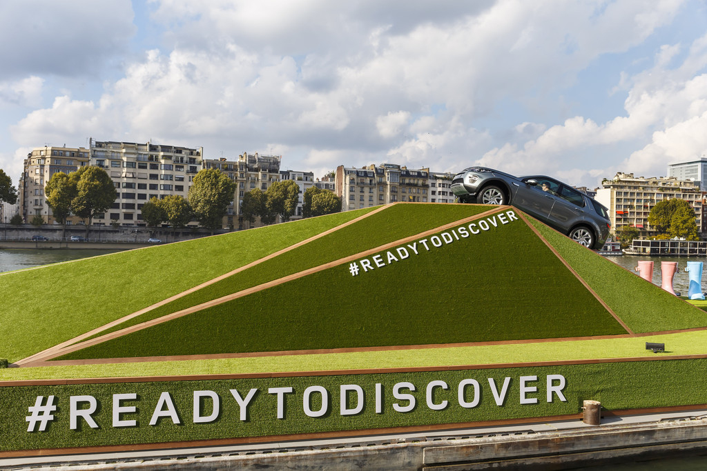 Paris 2014: Land Rover Discovery Sport debütiert auf der Seine