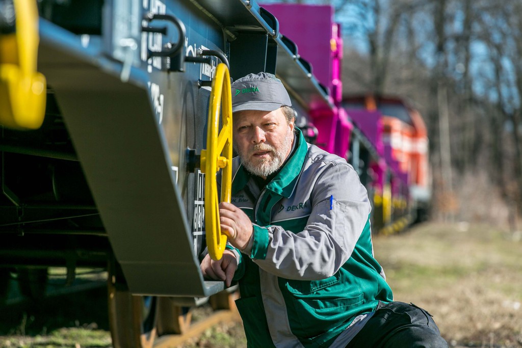Dekra Rail übernimmt Plurel