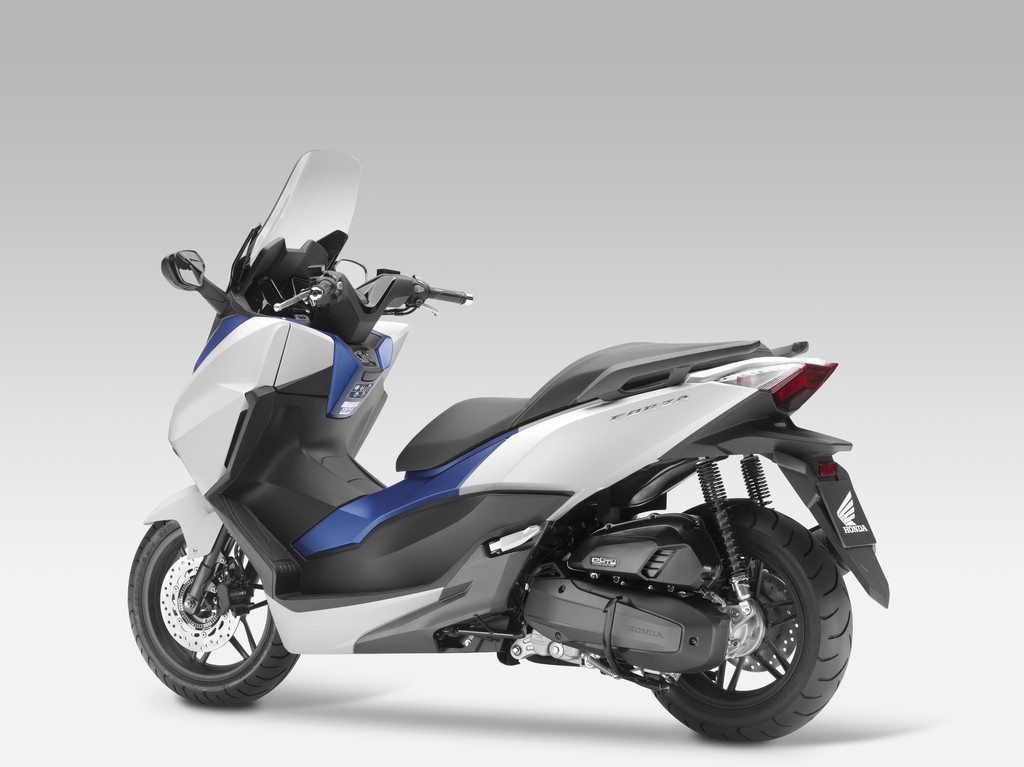 Intermot 2014: Mit dem Honda Forza schnell auf 90 km/h