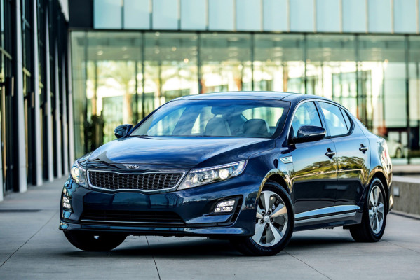 „Plus X Award“ für den Kia Optima Hybrid